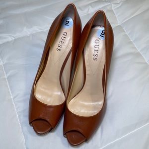 GUESS leather heels